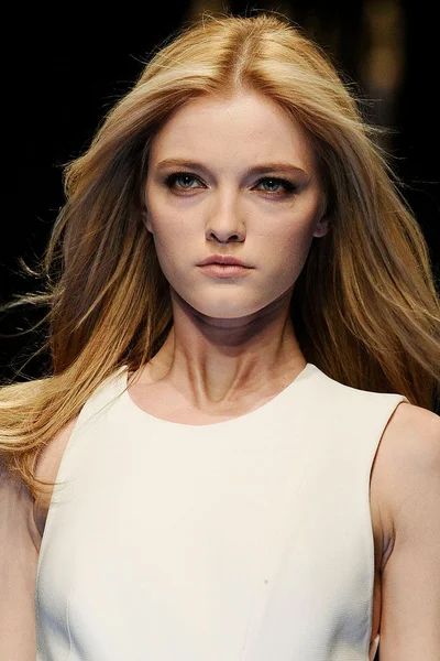 Look 77